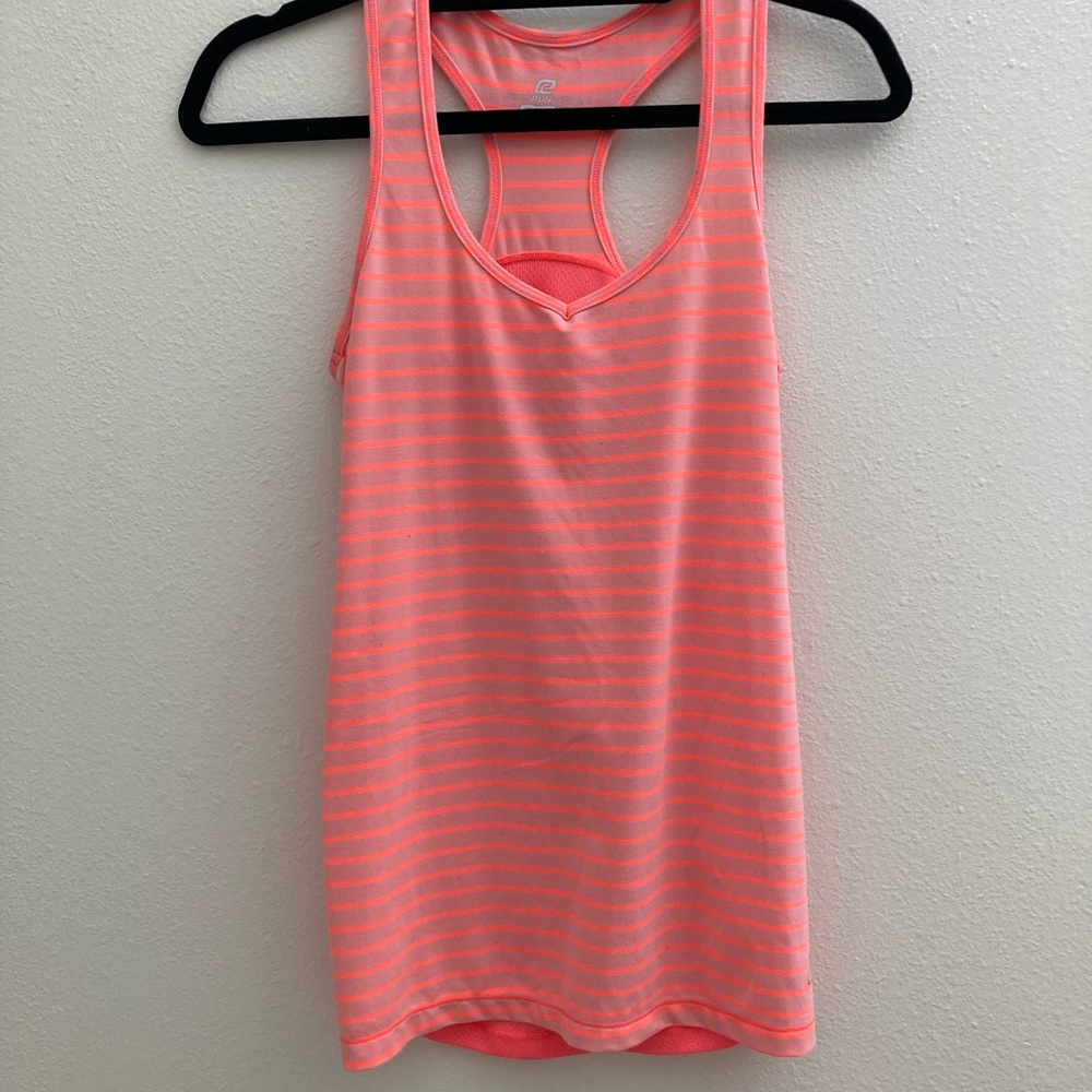 Road Runner Peach sport tank top